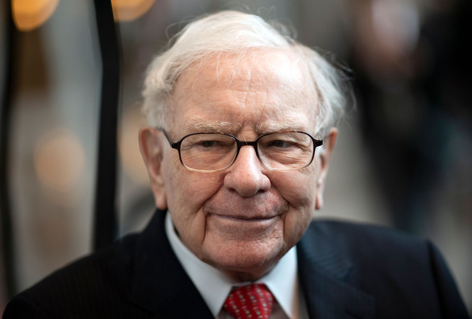 Warren Buffett: The Sage of Omaha Who Redefined Global Leadership and Entrepreneurship